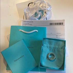 Tiffany and Co. Silver Ring - 🦋 w/ box and ribbon